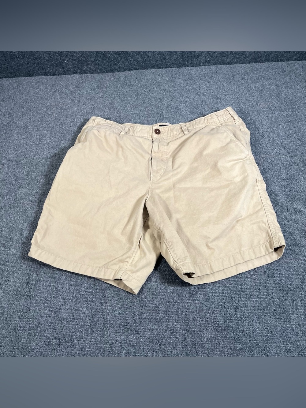 American Eagle Shorts Men’s Size 38 Khaki Preppy Casual Summer Chino